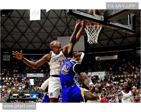 奇才队与湖人激战正酣NBA赛季精彩对决引发球迷热议